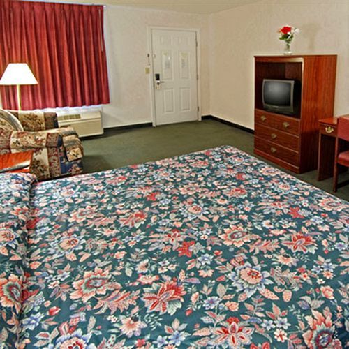 Shelaine Inn Jeffersonville Экстерьер фото